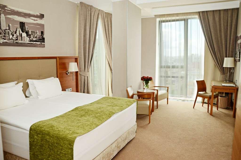 Cityhotel Kyiv Room photo
