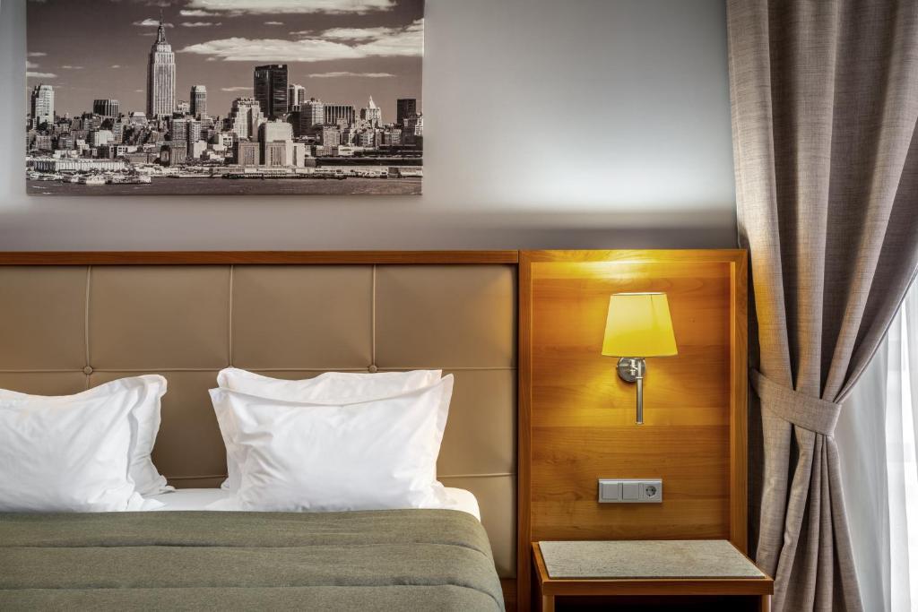 Cityhotel Kyiv Exterior photo